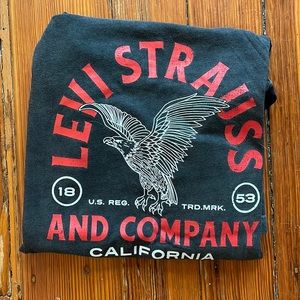 Mens Levi’s shirt size medium